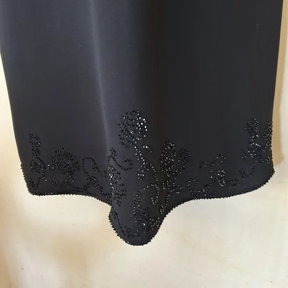 Jones New York black sheath tea length dress with beaded collar and hem size 6 - Picture 3 of 8